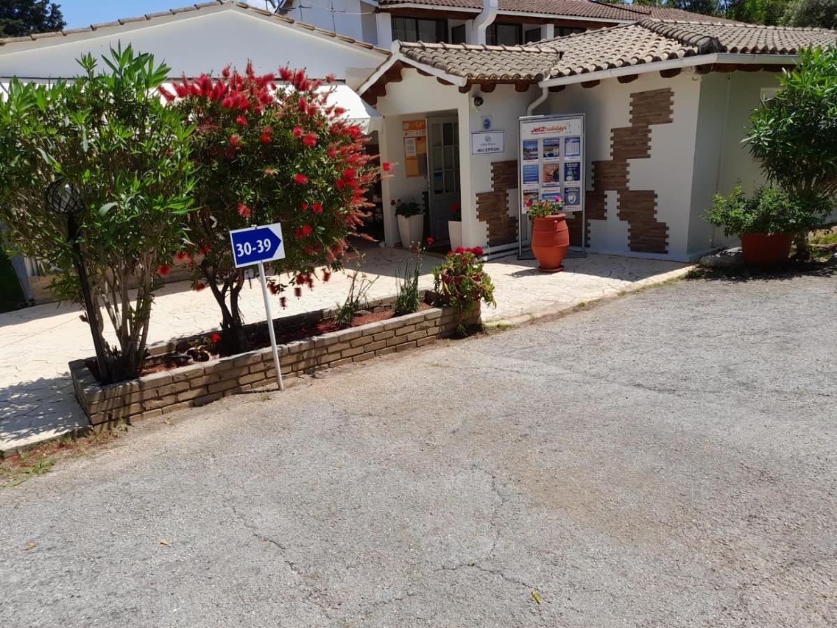 Katia Cottage Kassiopi Exterior photo